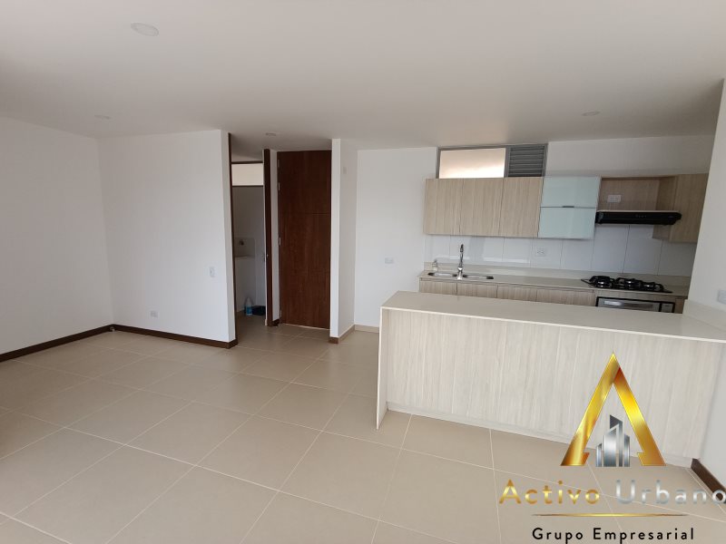 foto_104227_901271444_0208467534_ss