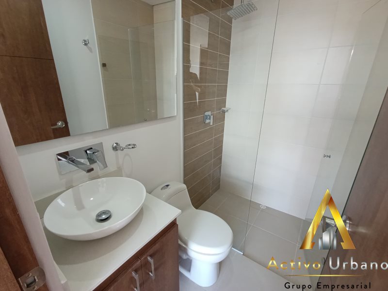 foto_104227_901271444_0243175751_ss