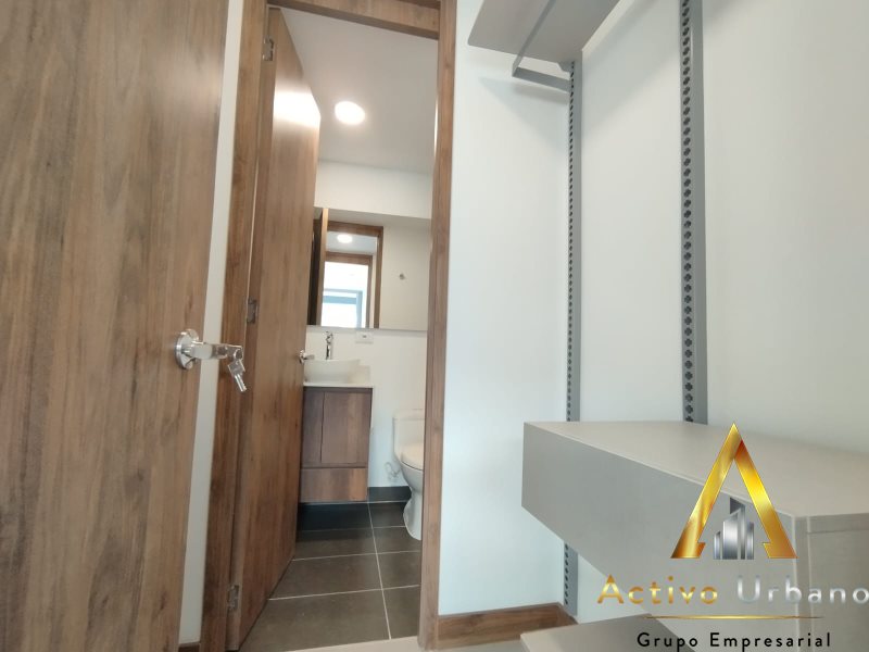 foto_104227_901271444_3617401208_ss