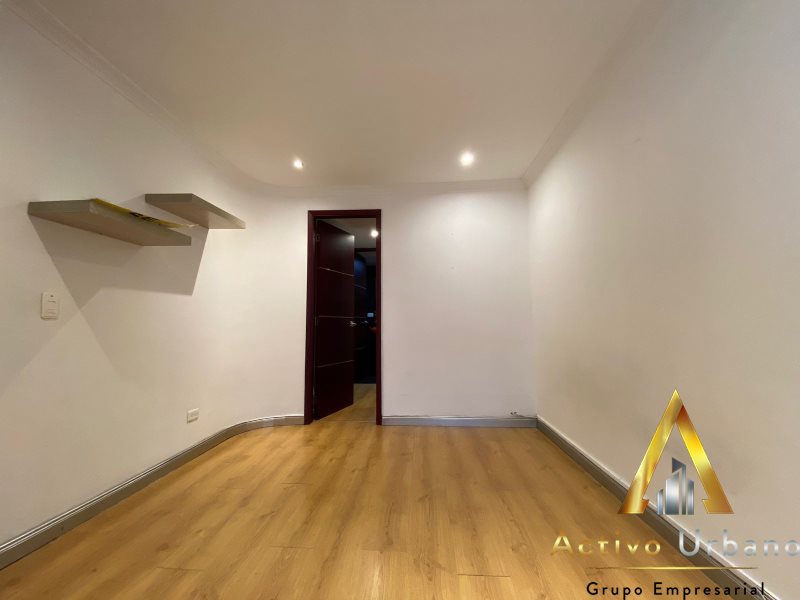 foto_104227_901271444_5698457258_ss