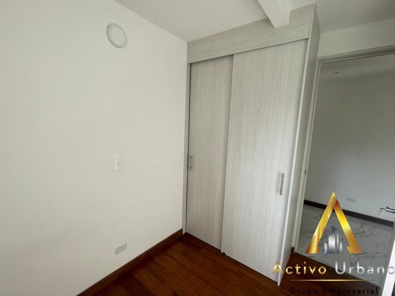 foto_104581_901271444_1859756209_ss