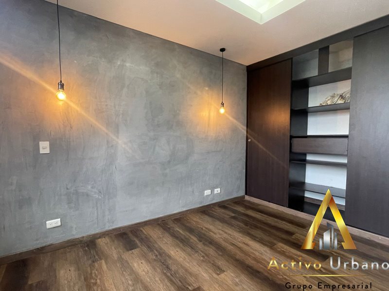 foto_104581_901271444_2143515921_ss