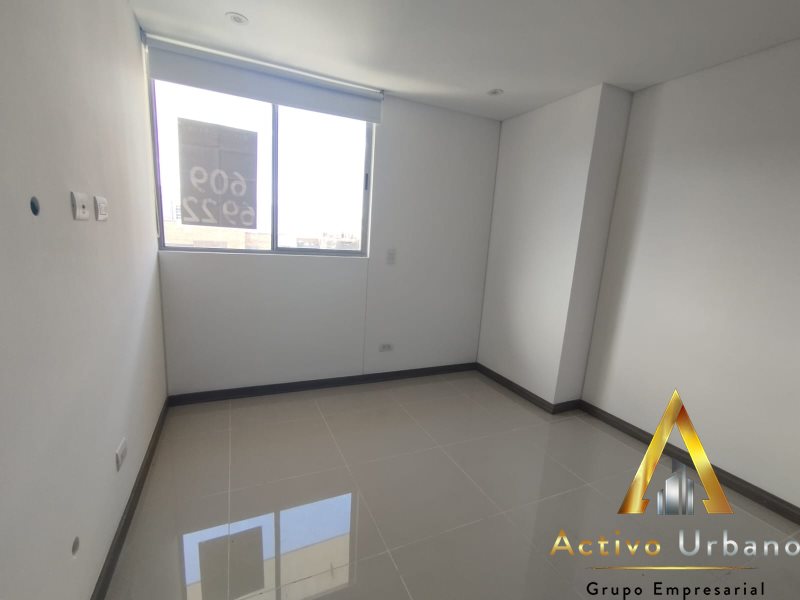 foto_104581_901271444_8013257111_ss