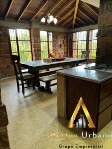 foto_104581_901271444_8125674233_ss