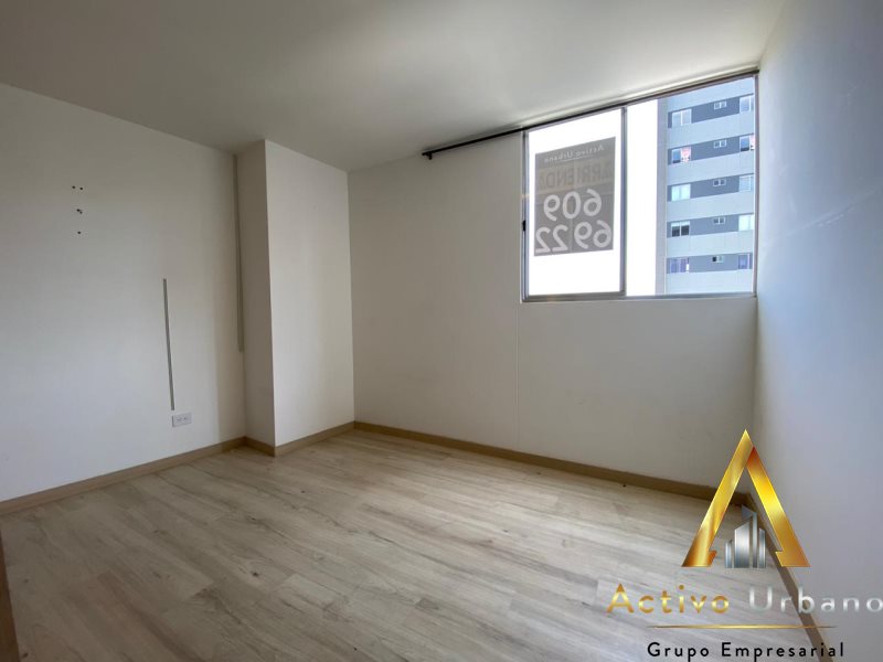 foto_104581_901271444_9291933820_ss