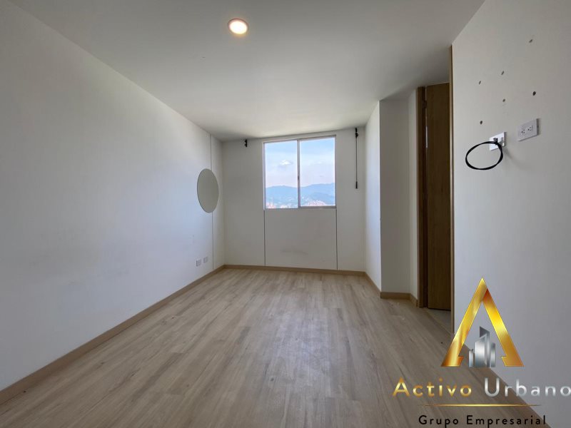 foto_104581_901271444_9308737631_ss