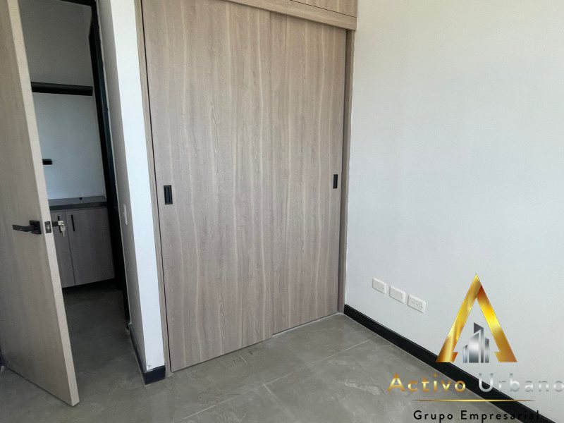 foto_104581_901271444_9731215818_ss