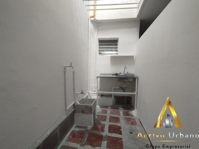 foto_104586_901271444_0606613919_ss