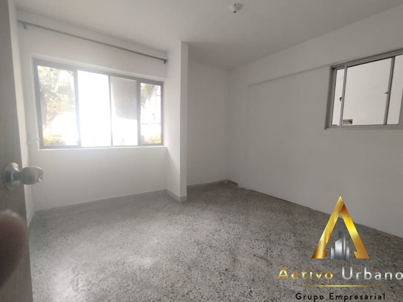 foto_104586_901271444_0606849238_ss