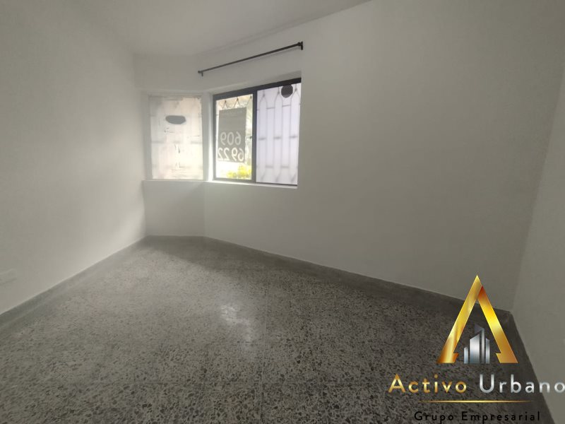 foto_104586_901271444_0651828891_ss