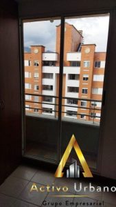 foto_104586_901271444_1887245988_ss