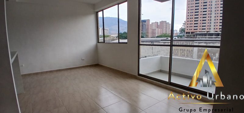 foto_104586_901271444_3805008659_ss