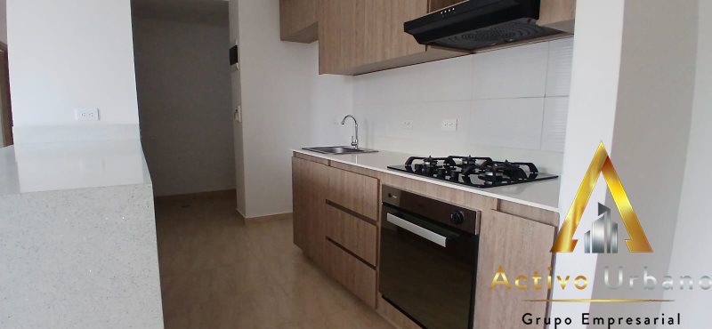 foto_104586_901271444_3860969216_ss