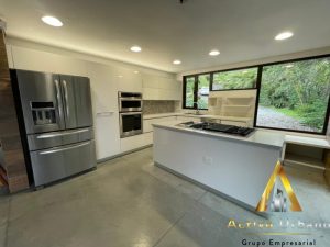 foto_104586_901271444_3909263322_ss