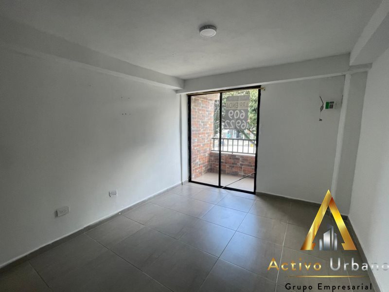 foto_104586_901271444_5336988472_ss