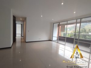 foto_104586_901271444_5935566612_ss