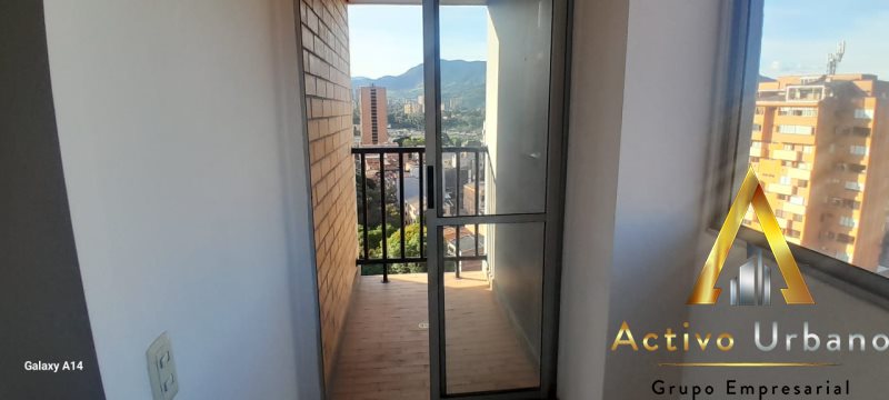 foto_104586_901271444_5960620999_ss