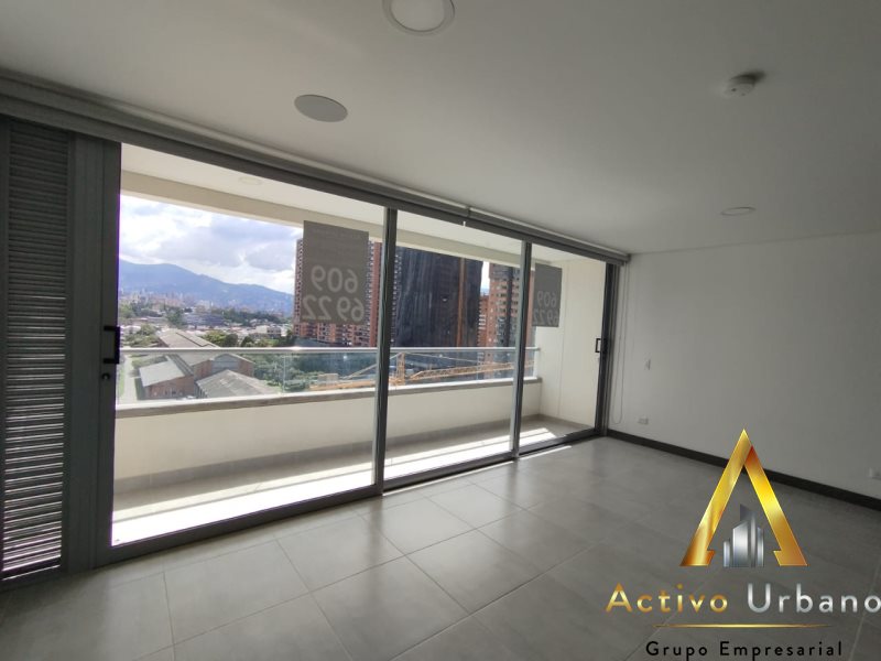 foto_104586_901271444_7316744867_ss