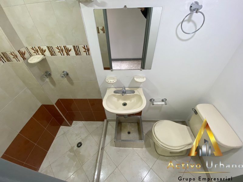 foto_104586_901271444_7545658162_ss