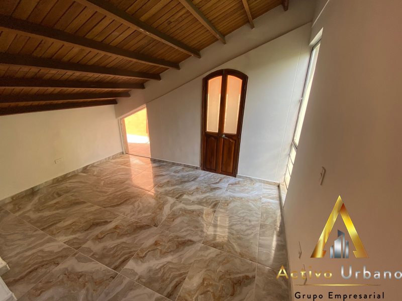 foto_104586_901271444_7591016397_ss