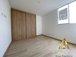 foto_104586_901271444_7625134961_ss