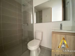 foto_104586_901271444_7625660188_ss