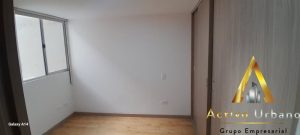 foto_104586_901271444_7874145965_ss