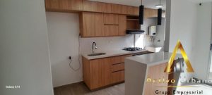 foto_104586_901271444_8416380296_ss