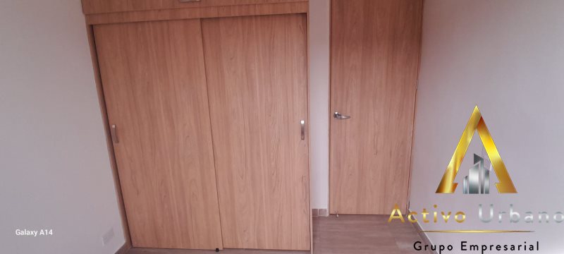 foto_104586_901271444_8436218371_ss