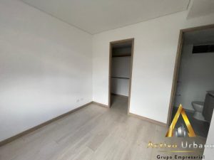 foto_104586_901271444_8617598902_ss