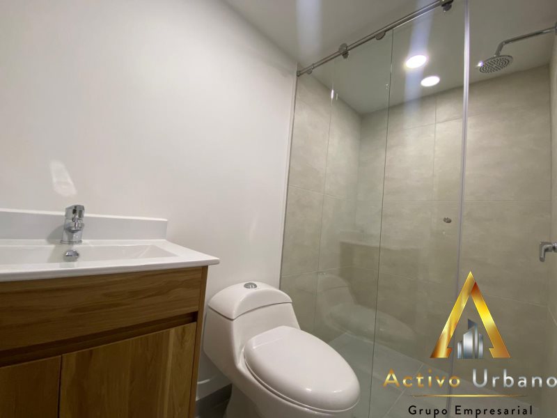 foto_104782_901271444_1796367610_ss