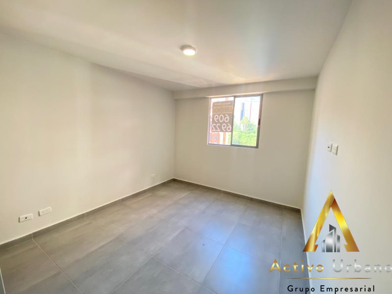 foto_104782_901271444_1801590883_ss