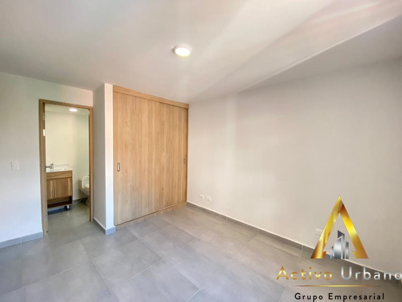 foto_104782_901271444_1810174692_ss