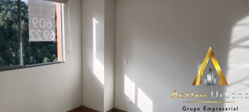 foto_104782_901271444_1877642613_ss