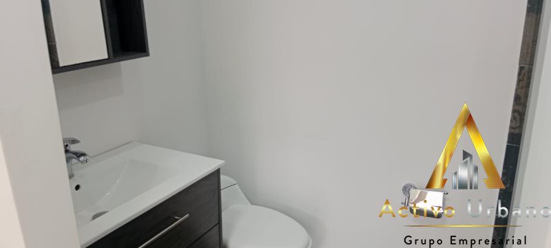 foto_104782_901271444_1896771275_ss