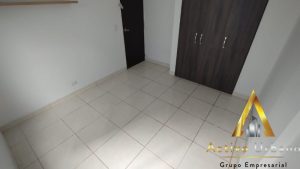 foto_104782_901271444_1946861766_ss