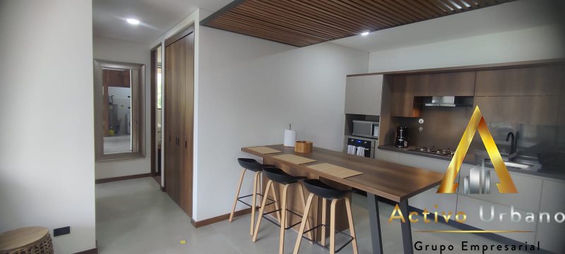 foto_104782_901271444_2888104376_ss