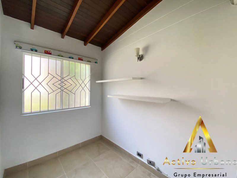 foto_104782_901271444_3229507112_ss