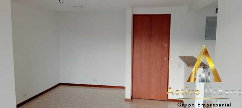 foto_104782_901271444_3302121401_ss