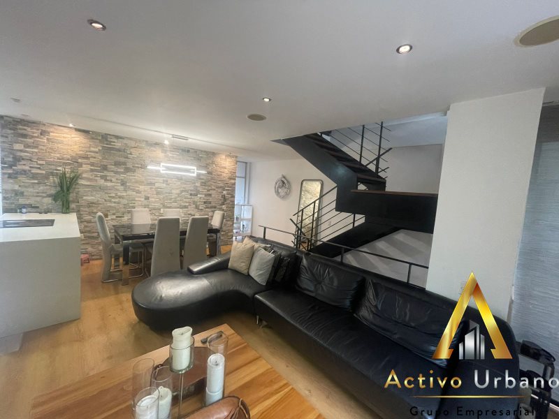 foto_104782_901271444_4285469756_ss