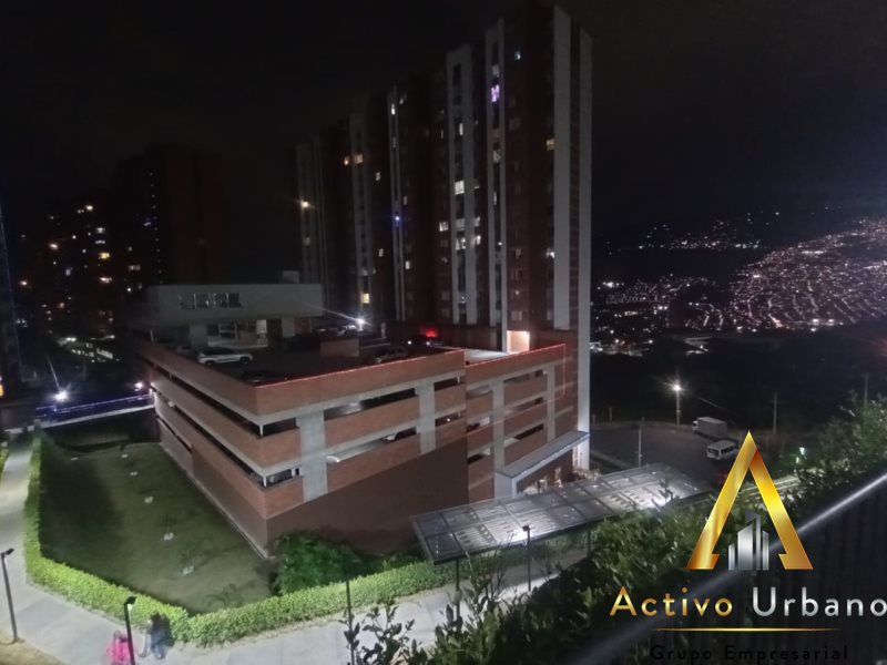 foto_104782_901271444_5022564997_ss