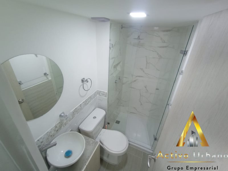 foto_104782_901271444_5109015261_ss