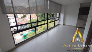 foto_104782_901271444_5739396415_ss