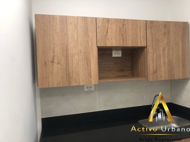 foto_104782_901271444_6101359340_ss