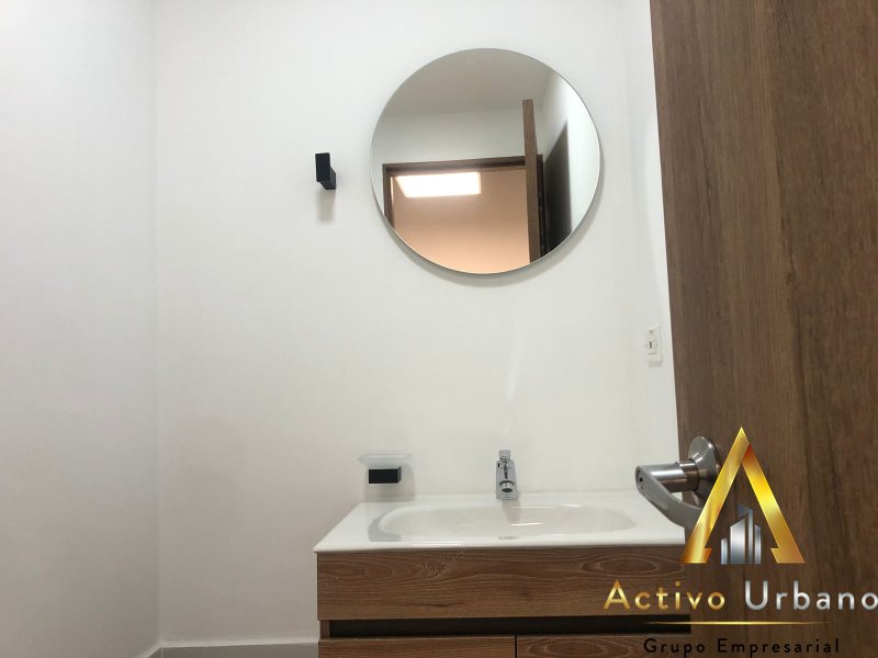 foto_104782_901271444_6110568755_ss