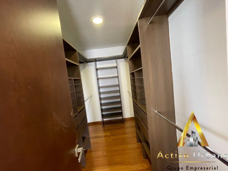 foto_104782_901271444_6179087363_ss