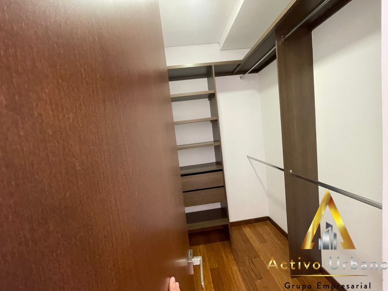 foto_104782_901271444_6186482707_ss