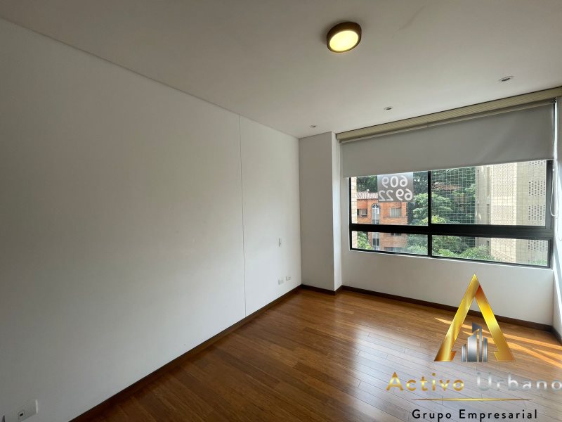 foto_104782_901271444_6205028943_ss