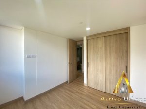 foto_104782_901271444_6512659884_ss