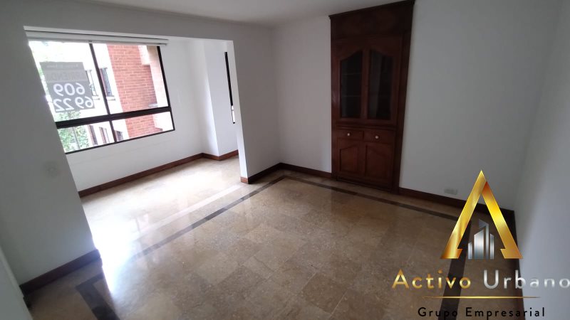 foto_104782_901271444_6670663195_ss